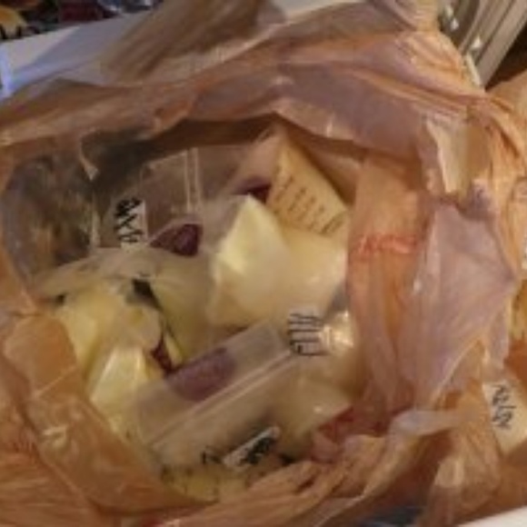 NEW 2pk Milk Saver Milk Catcher Manual Breastpump - Picture 6 of 6